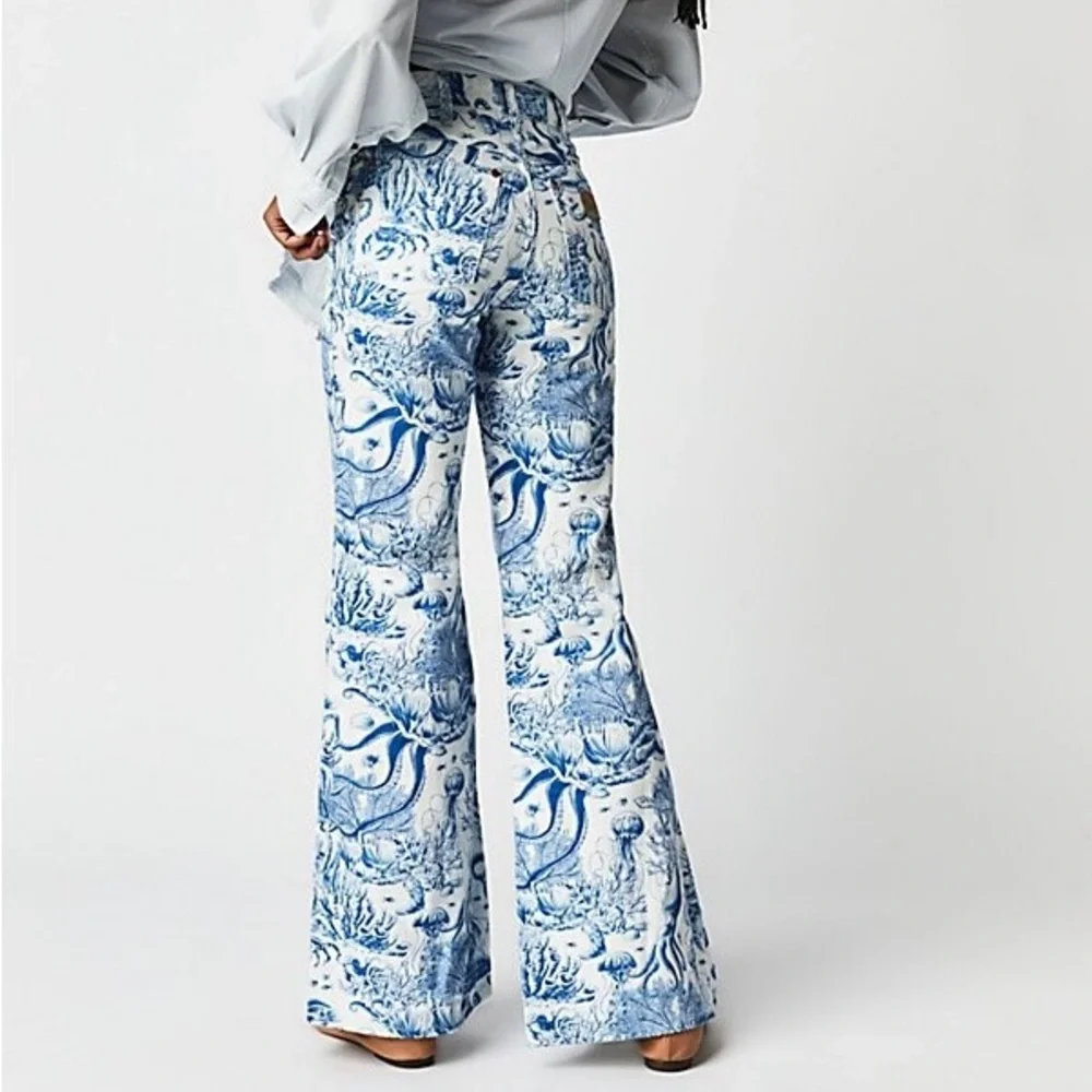 New Wrangler Wanderer 622 Printed High-Rise Jeans by Free People nautical print - Picture 3 of 11